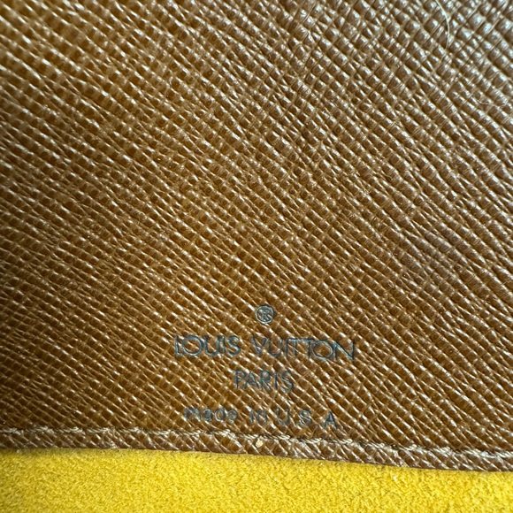 Authentic LOUIS VUITTON Monogram Musette Tango Shoulder Bag - Picture 6 of 13